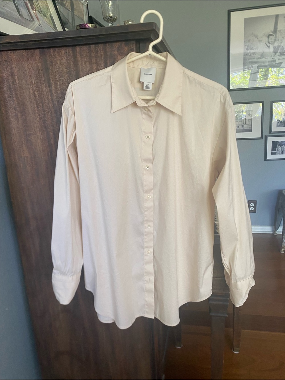 Calvin Klein oversized Women’s Light Cream Long-Sleeve Dress Shirt